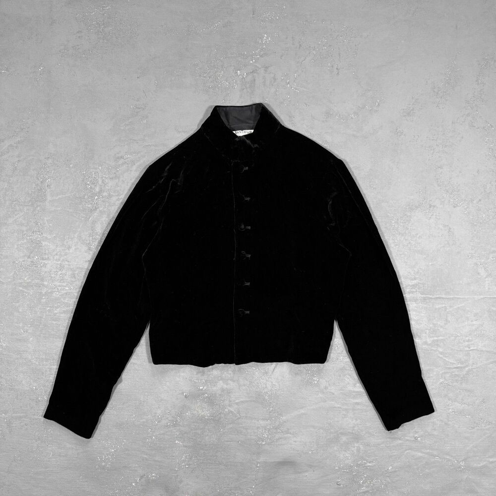 Vintage Ann Taylor Rayon and Silk Blend Black Velvet Top Women's 6